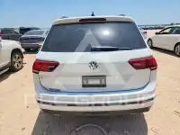 2021 Volkswagen Tiguan фото