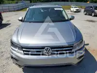 2021 Volkswagen Tiguan photo