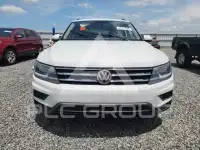 2021 Volkswagen Tiguan photo