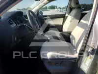 2021 Volkswagen Tiguan photo