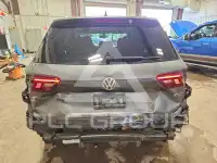 2021 Volkswagen Tiguan photo