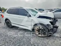 2021 Volkswagen Tiguan photo