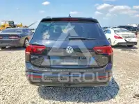 2021 Volkswagen Tiguan photo
