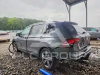 2021 Volkswagen Tiguan photo