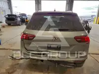 2021 Volkswagen Tiguan фото