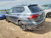 2021 Volkswagen Tiguan photo
