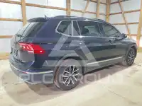 2021 Volkswagen Tiguan photo