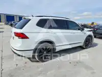 2021 Volkswagen Tiguan фото