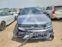 2021 Volkswagen Tiguan photo