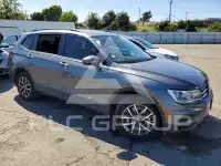2021 Volkswagen Tiguan фото