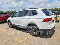 2021 Volkswagen Tiguan photo