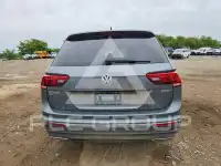 2021 Volkswagen Tiguan фото