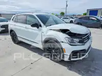 2021 Volkswagen Tiguan фото