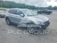 2021 Volkswagen Tiguan фото