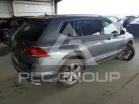 2021 Volkswagen Tiguan photo