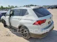2021 Volkswagen Tiguan фото