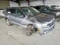 2021 Volkswagen Tiguan photo