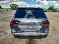 2021 Volkswagen Tiguan photo