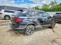 2021 Volkswagen Tiguan photo