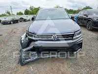 2021 Volkswagen Tiguan photo