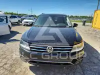 2021 Volkswagen Tiguan photo