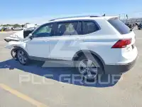 2021 Volkswagen Tiguan photo