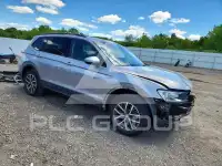 2021 Volkswagen Tiguan фото