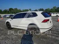 2021 Volkswagen Tiguan фото