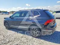 2021 Volkswagen Tiguan photo