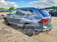 2021 Volkswagen Tiguan photo