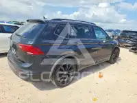 2021 Volkswagen Tiguan photo