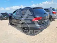 2021 Volkswagen Tiguan photo