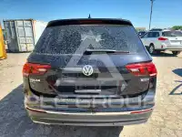 2021 Volkswagen Tiguan photo