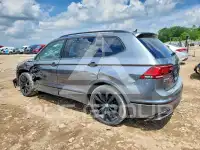 2021 Volkswagen Tiguan photo
