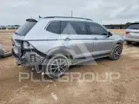 2021 Volkswagen Tiguan фото
