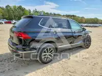 2021 Volkswagen Tiguan фото