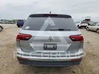 2021 Volkswagen Tiguan фото