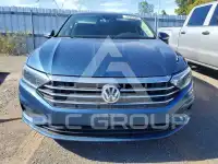 2021 Volkswagen Jetta фото
