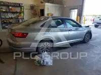 2021 Volkswagen Jetta фото