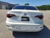 2021 Volkswagen Jetta фото