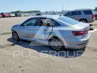 2021 Volkswagen Jetta фото