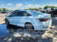 2021 Volkswagen Jetta фото