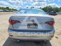 2021 Volkswagen Jetta photo