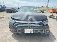 2021 Volkswagen Jetta фото