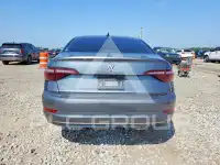 2021 Volkswagen Jetta фото