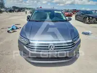 2021 Volkswagen Jetta фото