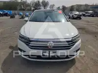 2021 Volkswagen Jetta фото