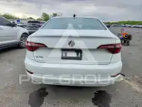 2021 Volkswagen Jetta фото