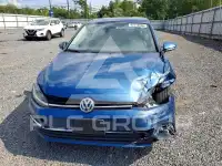2021 Volkswagen GOLF photo