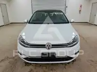 2021 Volkswagen GOLF photo